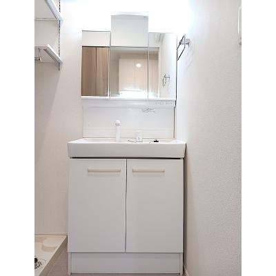 リオ 303【管理NO：1-025800901-03030】 ★家具家電は申し込み後に搬入します★の物件画像