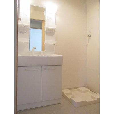フィオーレ　Ⅱ 102【管理NO：1-018511202-01020】 ★家具家電は申し込み後に搬入します★の物件画像