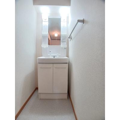 ＲＩＶＡＢＩＧ－Ａ 202【管理NO：1-007964201-02020】 ★家具家電は申し込み後に搬入します★の物件画像