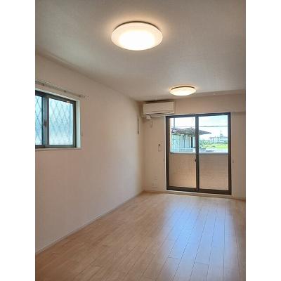 シエテ　カミーノⅢ 102【管理NO：1-024974701-01020】 ★家具家電は申し込み後に搬入します★の物件画像
