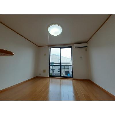 カルムメゾン 201【管理NO：1-012378201-02010】 ★家具家電は申し込み後に搬入します★ ★2026年10月下旬入居可能★の物件画像