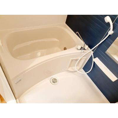 ヴェスペリア 102【管理NO：1-016818601-01020】 ★家具家電は申し込み後に搬入します★ ★2026年10月下旬入居可能★の物件画像
