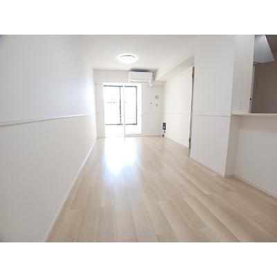 イースト・ワン 103【管理NO：1-028515501-01030】 ★家具家電は申し込み後に搬入します★の物件画像