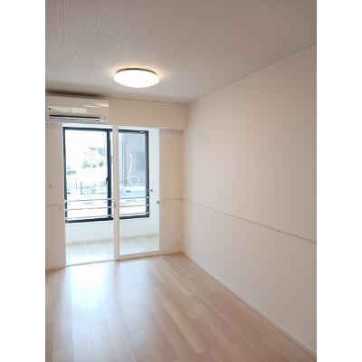 カーサ・アティラン　Ｂ 102【管理NO：1-027995302-01020】 ★家具家電は申し込み後に搬入します★ ★2026年10月下旬入居可能★の物件画像