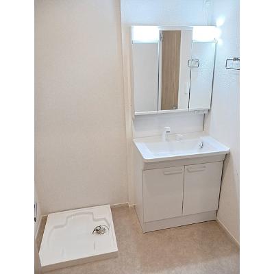 カーサ・アティラン　Ｂ 102【管理NO：1-027995302-01020】 ★家具家電は申し込み後に搬入します★ ★2026年10月下旬入居可能★の物件画像