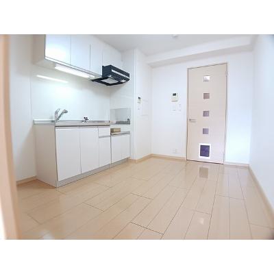 カランサ 305【管理NO：1-016018801-03040】 ★家具家電は申し込み後に搬入します★ ★2026年10月上旬入居可能★の物件画像
