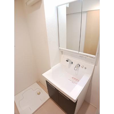バンブー　サン 303【管理NO：1-021170201-03030】 ★家具家電は申し込み後に搬入します★ ★2026年10月中旬入居可能★の物件画像