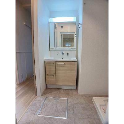 ミツボシヤマモトビレッジ 304【管理NO：1-025837301-03040】 ★家具家電は申し込み後に搬入します★の物件画像