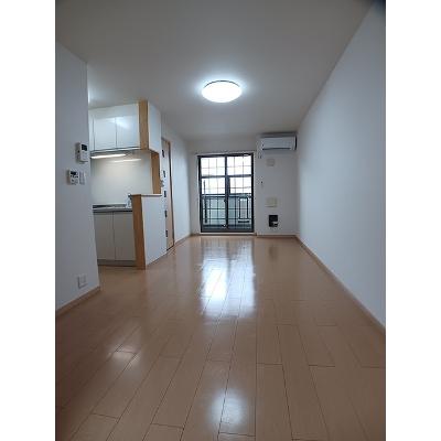 コート鶴田 102【管理NO：1-016852601-01020】 ★家具家電は申し込み後に搬入します★の物件画像
