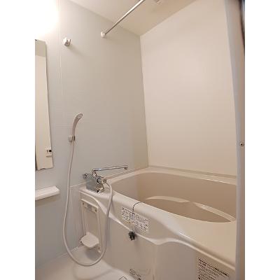 コート鶴田 102【管理NO：1-016852601-01020】 ★家具家電は申し込み後に搬入します★の物件画像