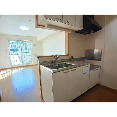 プリート 101【管理NO：1-014287401-01010】 ★家具家電は申し込み後に搬入します★の物件画像