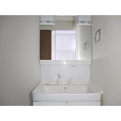 アリュール 201【管理NO：1-026832001-02010】 ★家具家電は申し込み後に搬入します★ ★2026年10月中旬入居可能★の物件画像