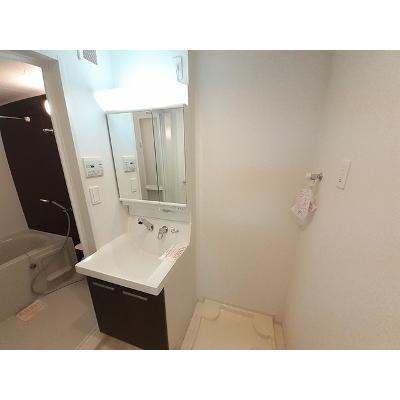 プルミエールレーブ 502【管理NO：1-022309101-05020】 ★家具家電は申し込み後に搬入します★の物件画像