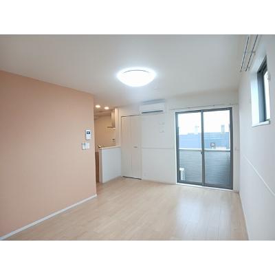 ラ・フルレックス 103【管理NO：1-025375701-01030】 ★家具家電は申し込み後に搬入します★の物件画像