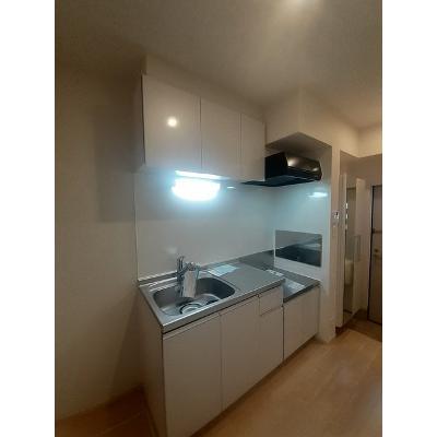 セレノ 103【管理NO：1-021210301-01030】 ★家具家電は申し込み後に搬入します★の物件画像
