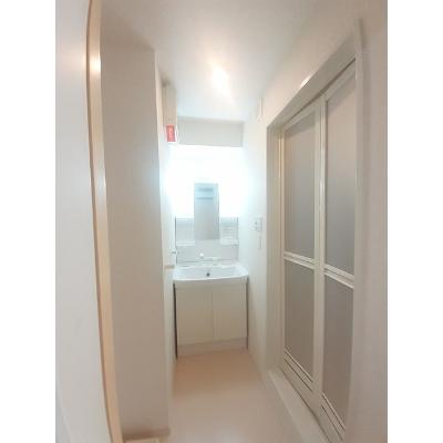 セレノ 103【管理NO：1-021210301-01030】 ★家具家電は申し込み後に搬入します★の物件画像
