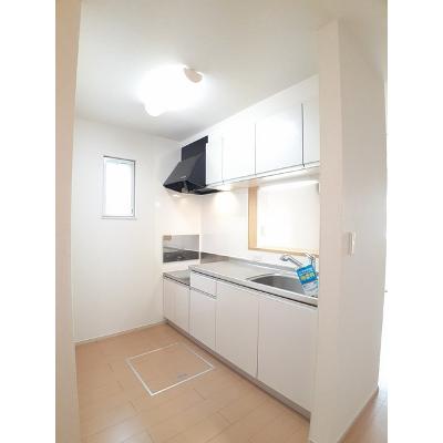 サウスコート 106【管理NO：1-015463901-01050】 ★家具家電は申し込み後に搬入します★ ★2026年10月下旬入居可能★の物件画像