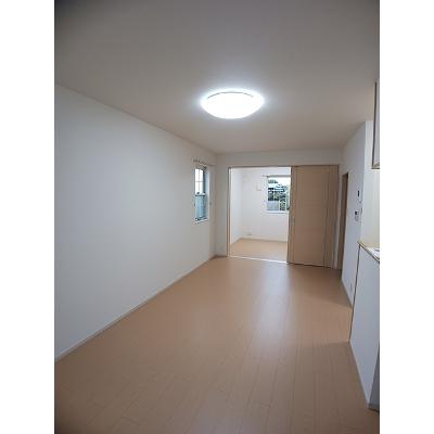 ＲＥＶＥ 101【管理NO：1-020888701-01010】 ★家具家電は申し込み後に搬入します★の物件画像