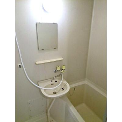 エルディムシャルマンＢ 205【管理NO：1-002808202-02040】 ★家具家電は申し込み後に搬入します★ ★2026年10月中旬入居可能★の物件画像
