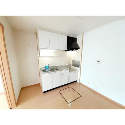 サンフラワー・アべニューＥ 103【管理NO：1-014664603-01030】 ★家具家電は申し込み後に搬入します★ ★2026年09月中旬入居可能★の物件画像