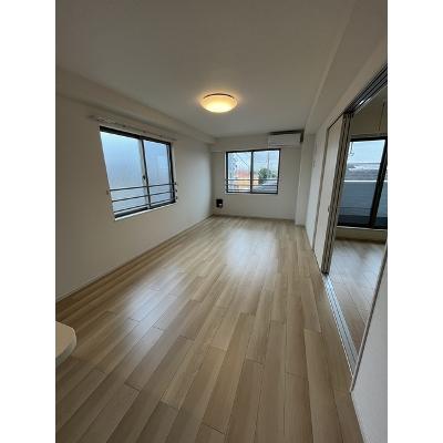 サニーコートＥ棟 301【管理NO：1-026851902-03010】 ★家具家電は申し込み後に搬入します★ ★2026年12月中旬入居可能★の物件画像