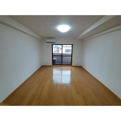 カーザ　ディ　リポーゾ 303【管理NO：1-012730501-03030】 ★家具家電は申し込み後に搬入します★ ★2026年10月中旬入居可能★の物件画像