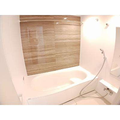 ラッフィナート 102【管理NO：1-027712201-01020】 ★家具家電は申し込み後に搬入します★の物件画像