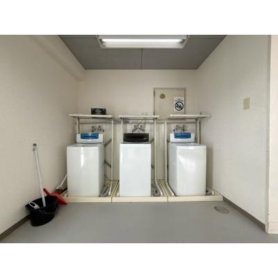 Oneupマンスリー鴻巣タイプA (駐車場有り・料金込み)【駅周辺商業施設多数有り・飲食店・映画館など・大宮駅、浦和駅、池袋駅へアクセス良好・南東で陽当り良好☆】の物件画像