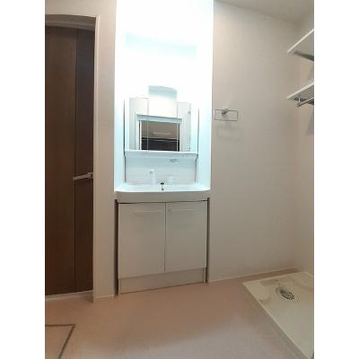 Ｇｒｅｅｎ　Ｈｏｕｓｅ　檀紙 104【管理NO：1-027560901-01040】 ★家具家電は申し込み後に搬入します★の物件画像
