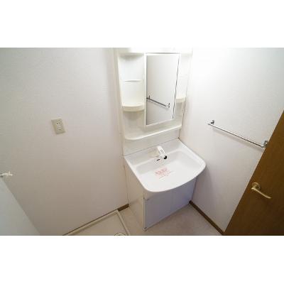 メゾンシャルマン 202【管理NO：1-011316901-02020】 ★家具家電は申し込み後に搬入します★ ★2026年10月上旬入居可能★の物件画像