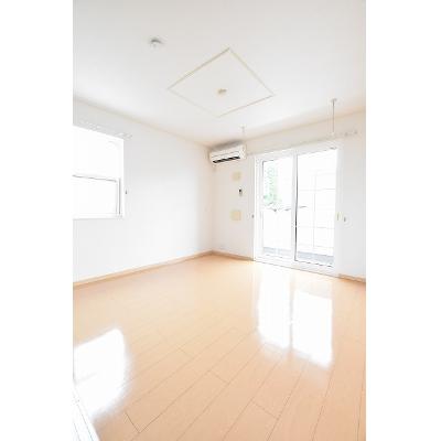 カトルセゾンＡ 103【管理NO：1-015507201-01030】 ★家具家電は申し込み後に搬入します★ ★2026年10月中旬入居可能★の物件画像