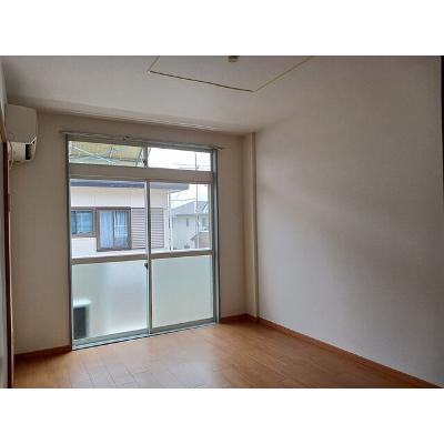 ルミエールパートⅢ 201【管理NO：1-004121701-02010】 ★家具家電は申し込み後に搬入します★ ★2026年10月中旬入居可能★の物件画像