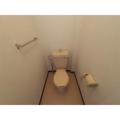 メゾンルミエール 302【管理NO：1-004259501-03020】 ★家具家電は申し込み後に搬入します★の物件画像