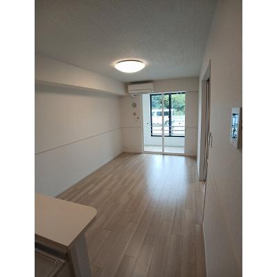 ベルジークⅠ 102【管理NO：1-027912401-01020】 ★家具家電は申し込み後に搬入します★の物件画像
