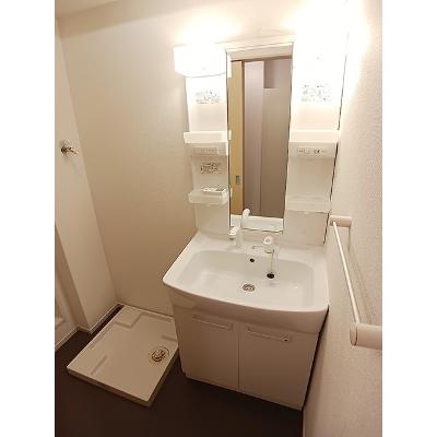 ラフィネ・カーサ 102【管理NO：1-018553201-01020】 ★家具家電は申し込み後に搬入します★の物件画像