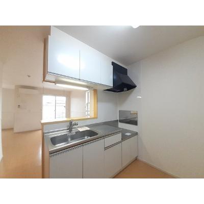 サクラ 201【管理NO：1-018296501-02010】 ★家具家電は申し込み後に搬入します★ ★2026年10月中旬入居可能★の物件画像