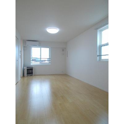 スパライ銀世Ⅴ 201【管理NO：1-022368801-02010】 ★家具家電は申し込み後に搬入します★ ★2026年10月中旬入居可能★の物件画像