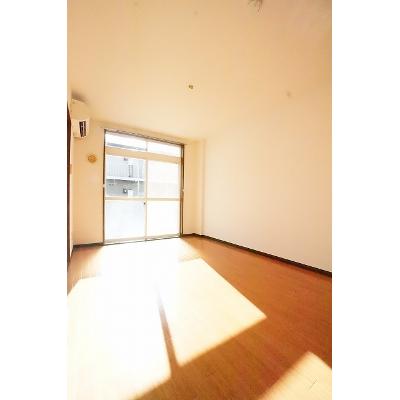 サン・フロームⅡ 101【管理NO：1-005778002-01010】 ★家具家電は申し込み後に搬入します★ ★2026年10月中旬入居可能★の物件画像