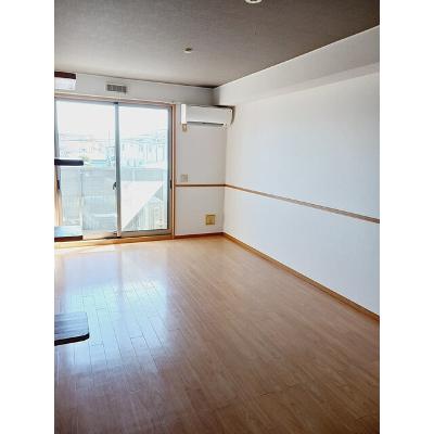 コンフォート熊谷 201【管理NO：1-099362801-02010】 ★家具家電は申し込み後に搬入します★ ★2026年09月下旬入居可能★の物件画像