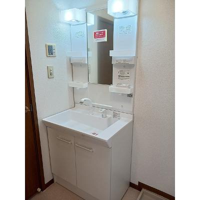 バンブーウエルス 203【管理NO：1-011405301-02030】 ★家具家電は申し込み後に搬入します★ ★2026年10月下旬入居可能★の物件画像