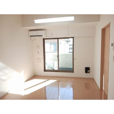 ショコラ・デ・カーサ 202【管理NO：1-020452601-02020】 ★家具家電は申し込み後に搬入します★ ★2026年09月中旬入居可能★の物件画像
