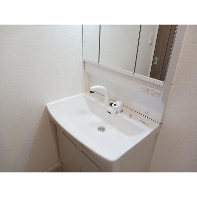 ヒカルサさいたま吉野 303【管理NO：1-028634301-03030】 ★家具家電は申し込み後に搬入します★の物件画像