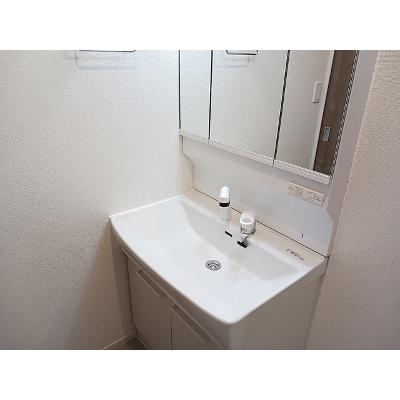 ヒカルサさいたま吉野 203【管理NO：1-028634301-02030】 ★家具家電は申し込み後に搬入します★の物件画像