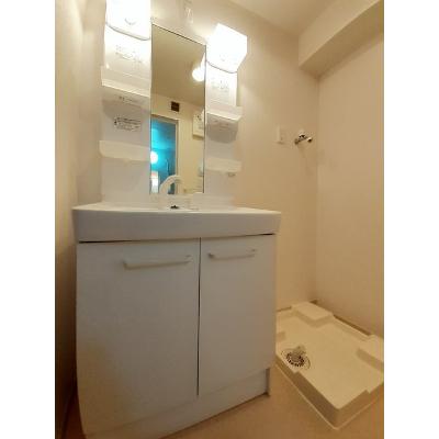 ブリッサ 203【管理NO：1-018576001-02030】 ★家具家電は申し込み後に搬入します★ ★2026年10月中旬入居可能★の物件画像