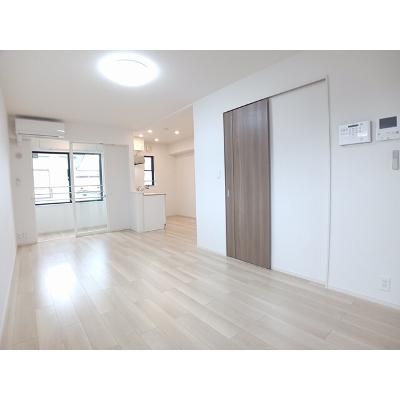サジテール　青木島 201【管理NO：1-028301401-02010】 ★家具家電は申し込み後に搬入します★の物件画像