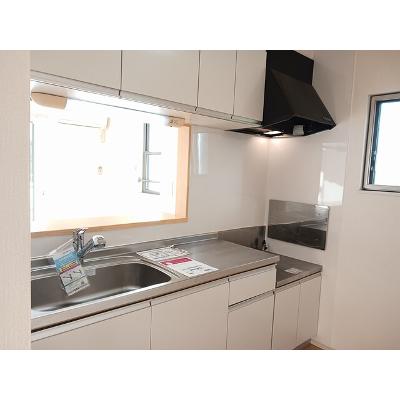 パルメゾン　弐番館 201【管理NO：1-018676801-02010】 ★家具家電は申し込み後に搬入します★の物件画像