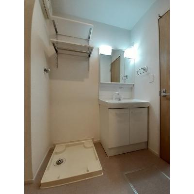 ウィステリア　リズム 205【管理NO：1-027525801-02040】 ★家具家電は申し込み後に搬入します★ ★2026年12月中旬入居可能★の物件画像