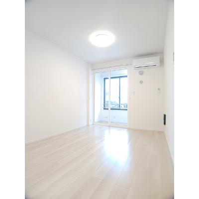 アコール 106【管理NO：1-027864101-01050】 ★家具家電は申し込み後に搬入します★の物件画像