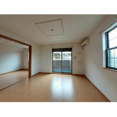 シュトラール 103【管理NO：1-015302301-01030】 ★家具家電は申し込み後に搬入します★の物件画像