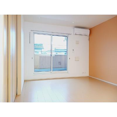 ピース　マインド 201【管理NO：1-019313101-02010】 ★家具家電は申し込み後に搬入します★の物件画像